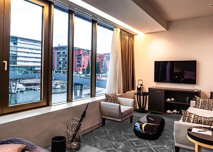 Hotel Main 5*