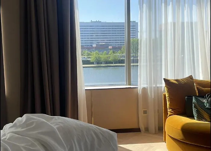 Main Hotel 5*