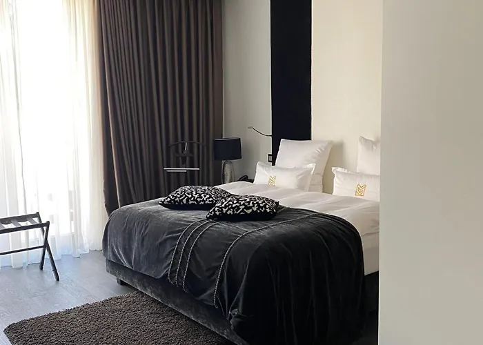 Hotel Main
